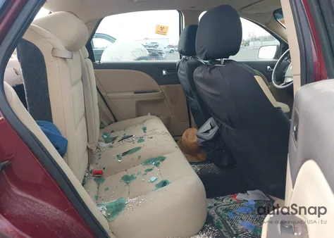 2008 Ford Taurus z USA, uszkodzony, nr VIN 1FAHP24W9BG187456